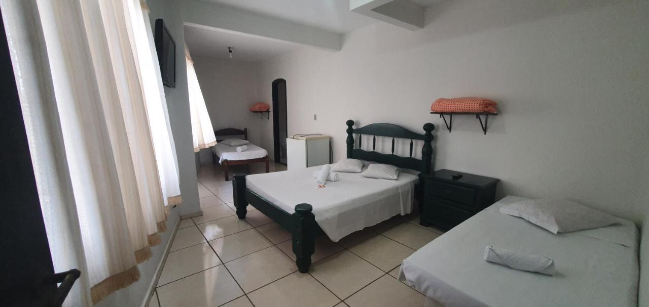 Casa Blanca Pousada Hotel Sao Lourenco  Habitación foto